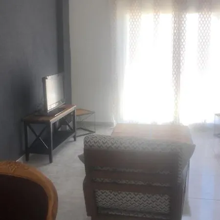 3 Bedroom Stone House Wih Shared Pool Apartman *