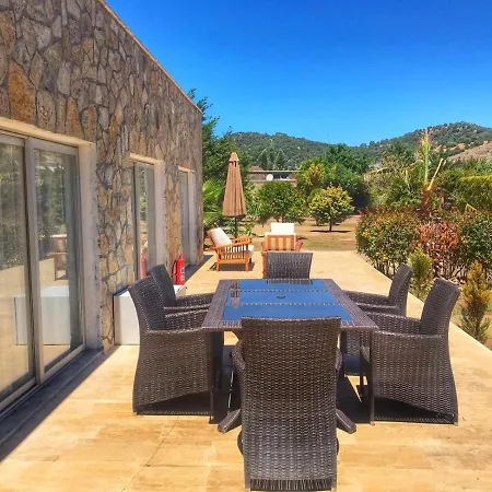 Apartman 3 Bedroom Stone House Wih Shared Pool Bodrum